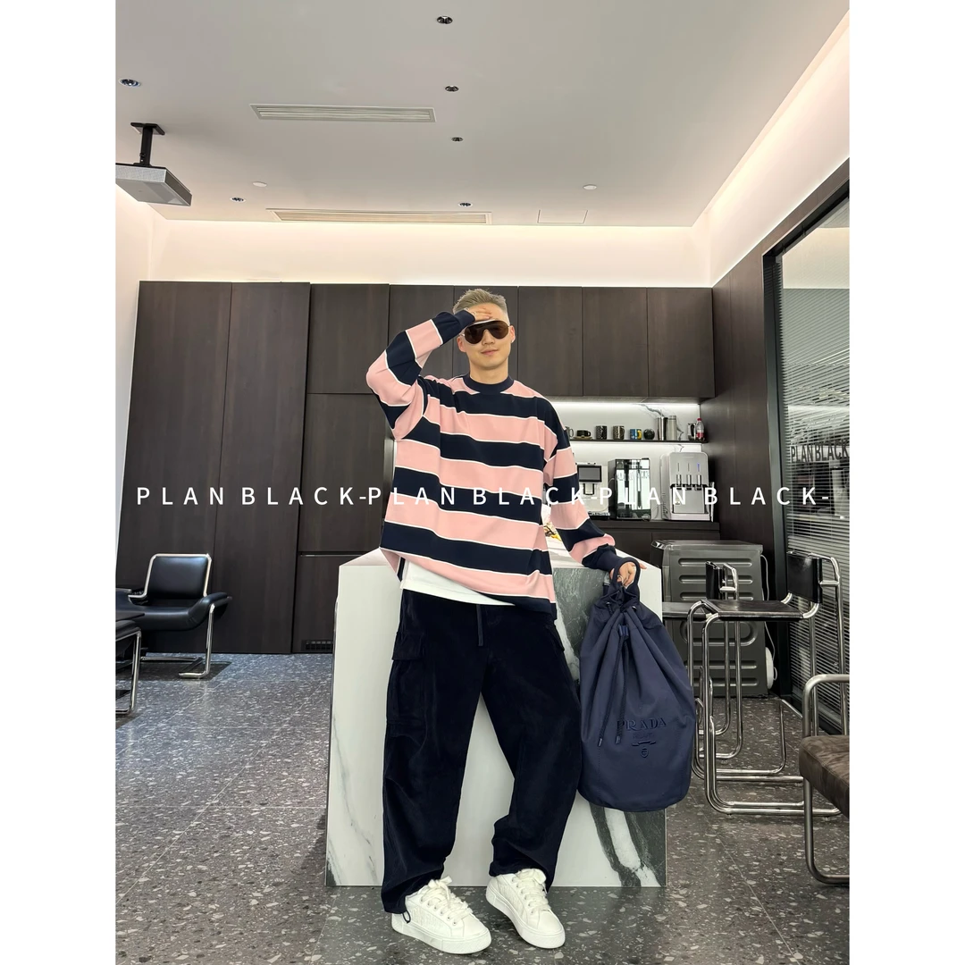 RICH陈发财【学院1996】浅春系ootd！撞色条纹活力松弛感男卫衣8326