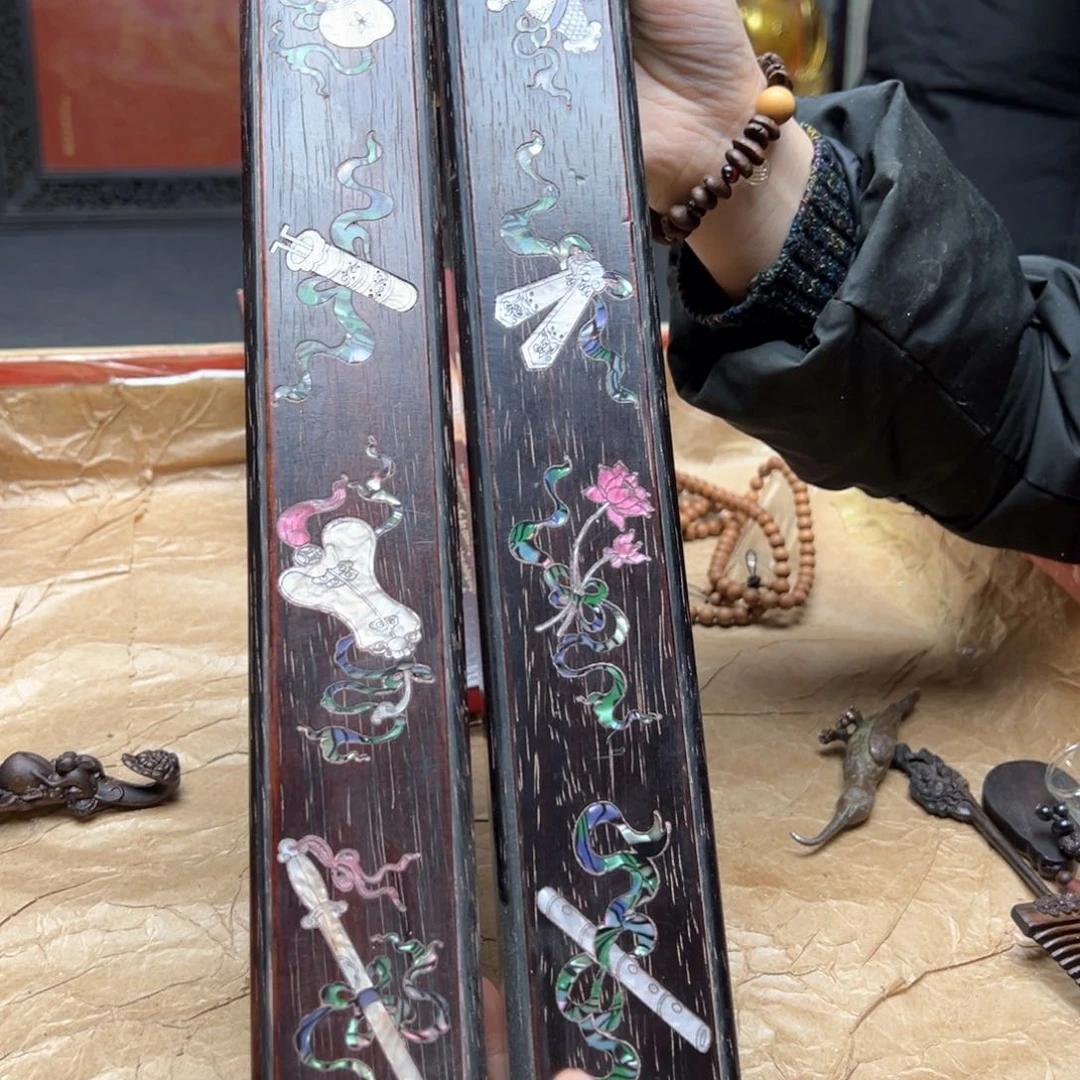 大叶紫檀（黑酸枝木类）