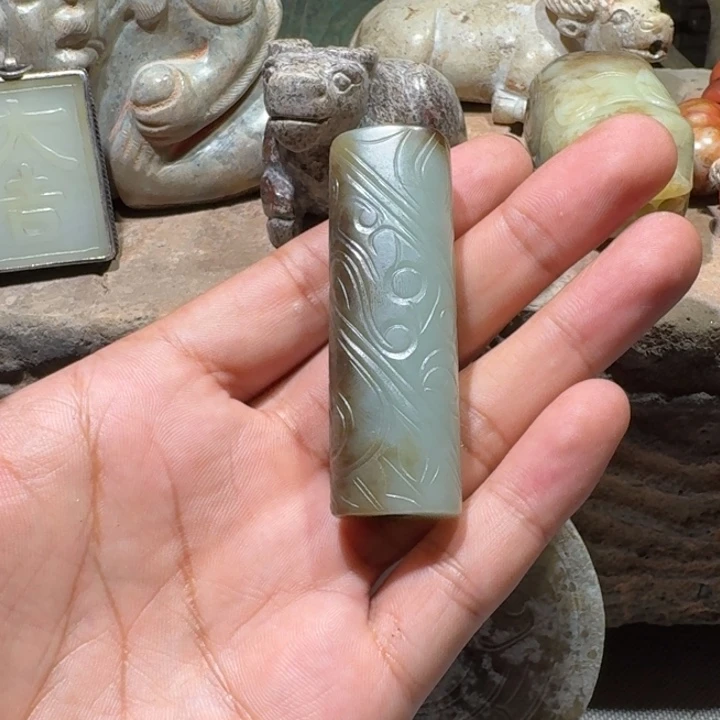 洗***心和田玉（糖玉）未镶嵌挂件