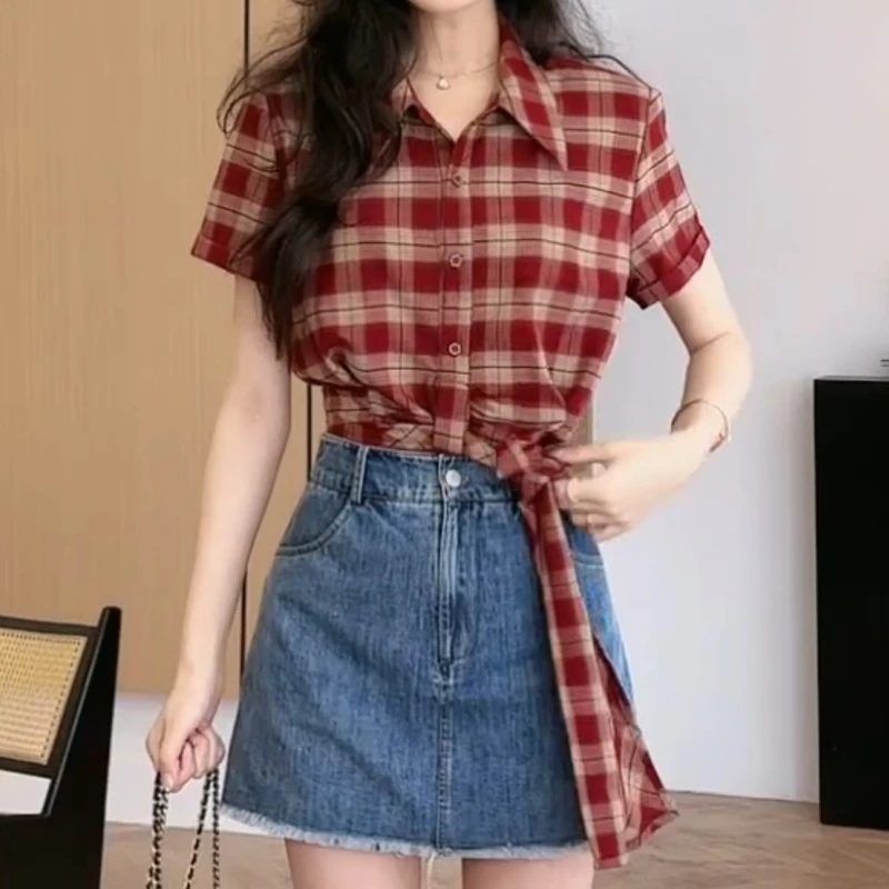 【复古港风】2025新款港风活力复古红格衬衫+牛仔半裙裤LK2504486