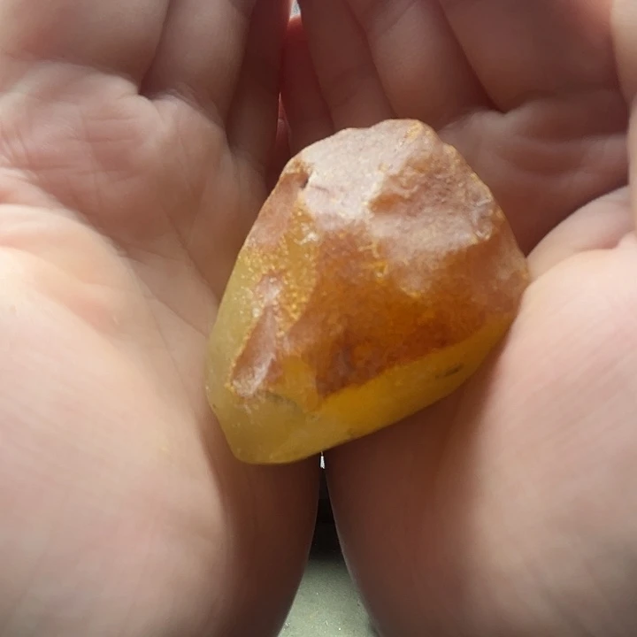你***瞒定制琥珀未镶嵌纯天然蜜蜡吊坠
