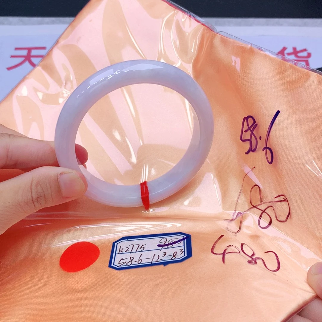 未镶嵌手镯翡翠我