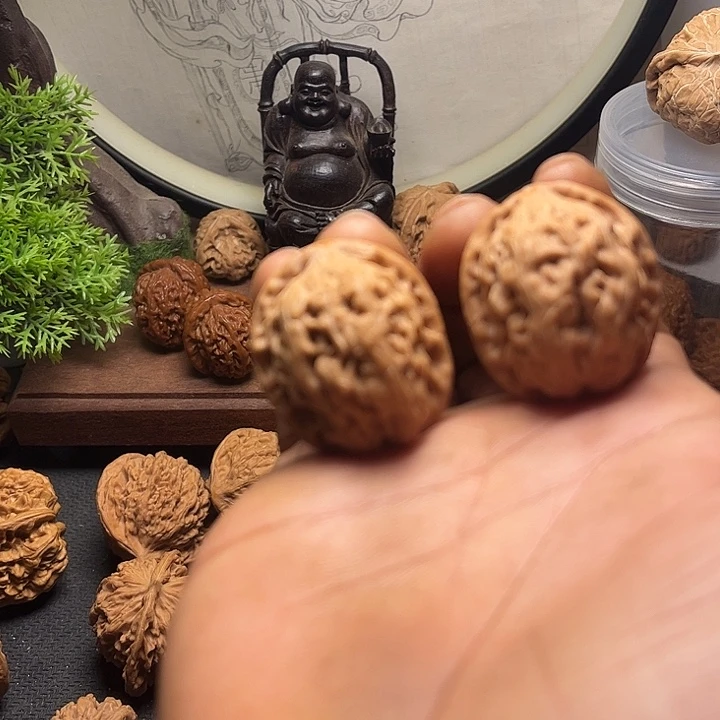 文玩核桃吊坠32战斧随时退