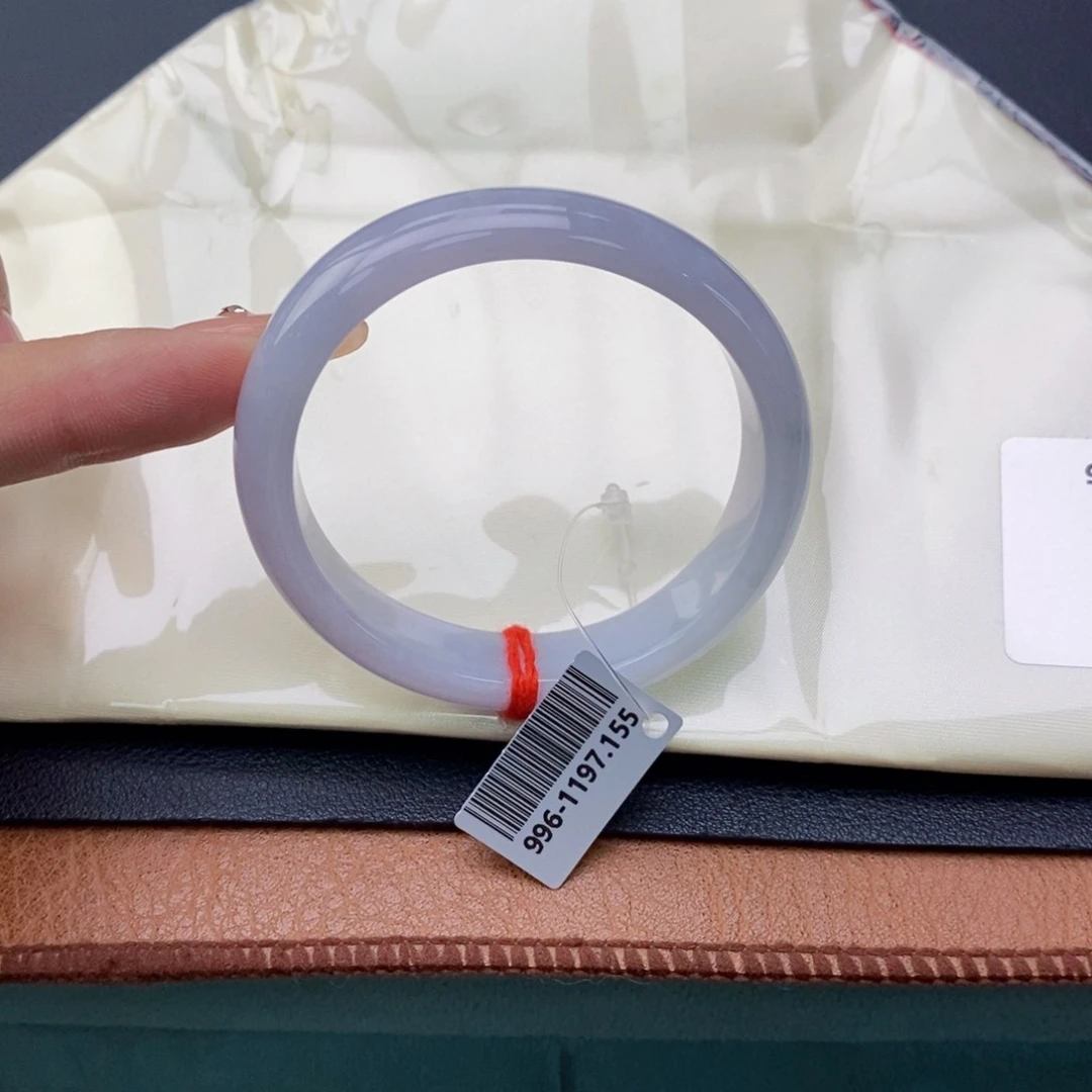翡翠手镯未镶嵌52贵妃