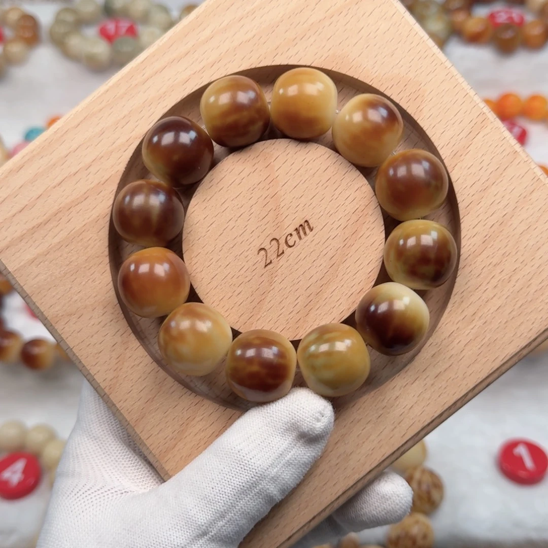 白玉菩提吊坠卡21玉化绿瓜手工干磨