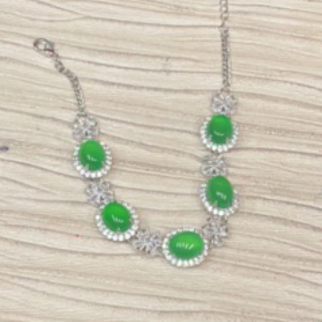 铜合金手链 23920 镶嵌小花五颗蛋面绿髓手链 银色底