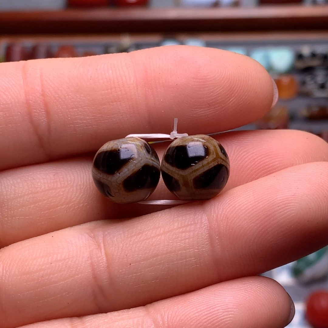 玛瑙/玉髓颈饰未镶嵌马*徐