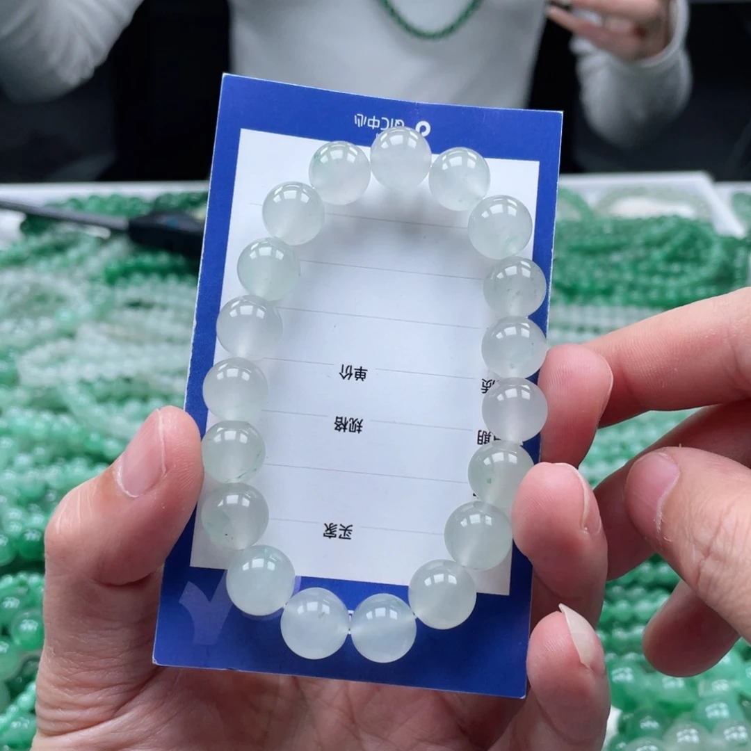 未镶嵌手串石英质玉（非洲翠）