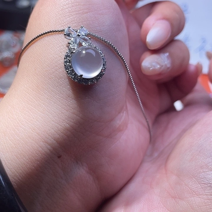 石英质玉银S925镶嵌颈饰