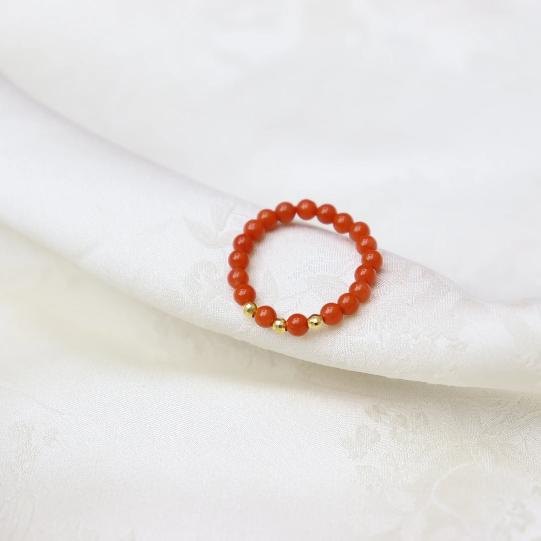 18k金南红玛瑙简约女款戒指戒圈