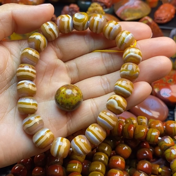 玛瑙/玉髓手链未镶嵌明*