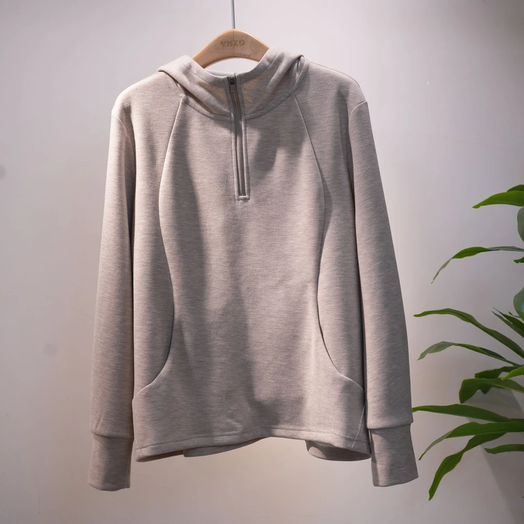 一席之地2025秋冬新款休闲宽松半拉链套头连帽百搭通勤时尚卫衣