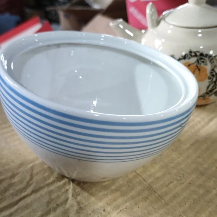 摆件陶瓷盘子碗啥都有