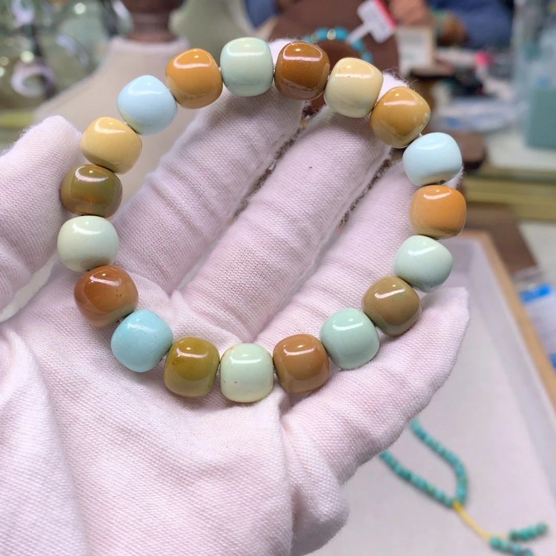 绿松石配饰未镶嵌仗***涯