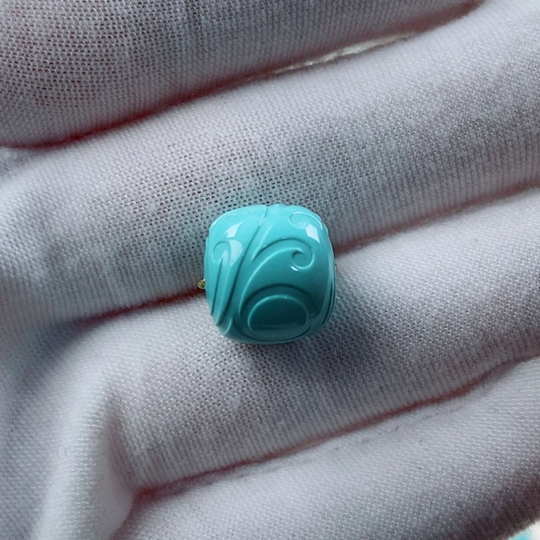 绿松石配饰未镶嵌