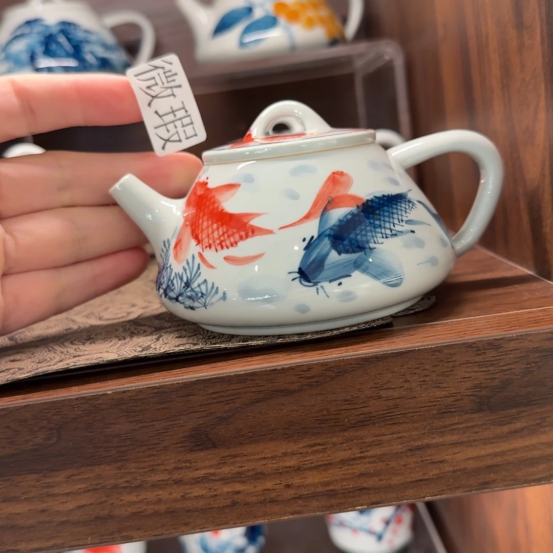 釉下手绘茶具微瑕