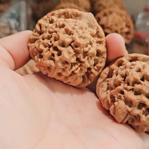 小***公吊坠文玩核桃47龙鼎管