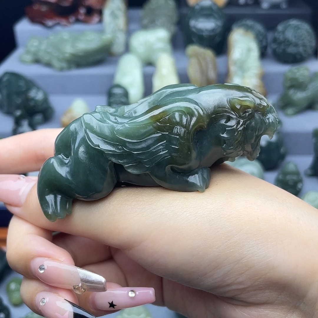 未镶嵌和田玉把件