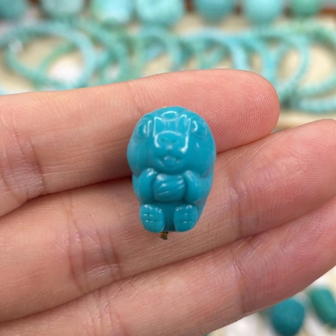 绿松石未镶嵌挂件