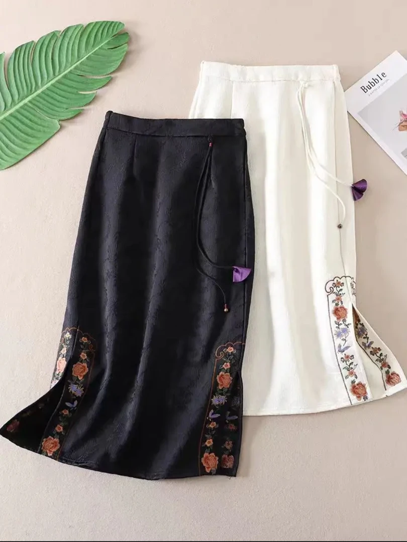 新款时尚加绒保暖百搭国风新中式国风提花刺绣设计显瘦半身裙