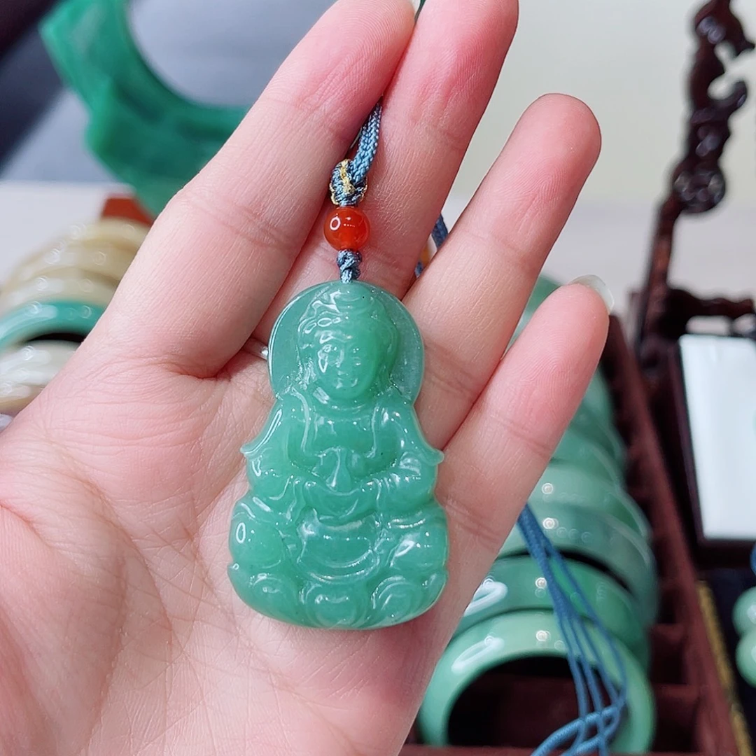 密玉（石英质玉）未镶嵌颈饰