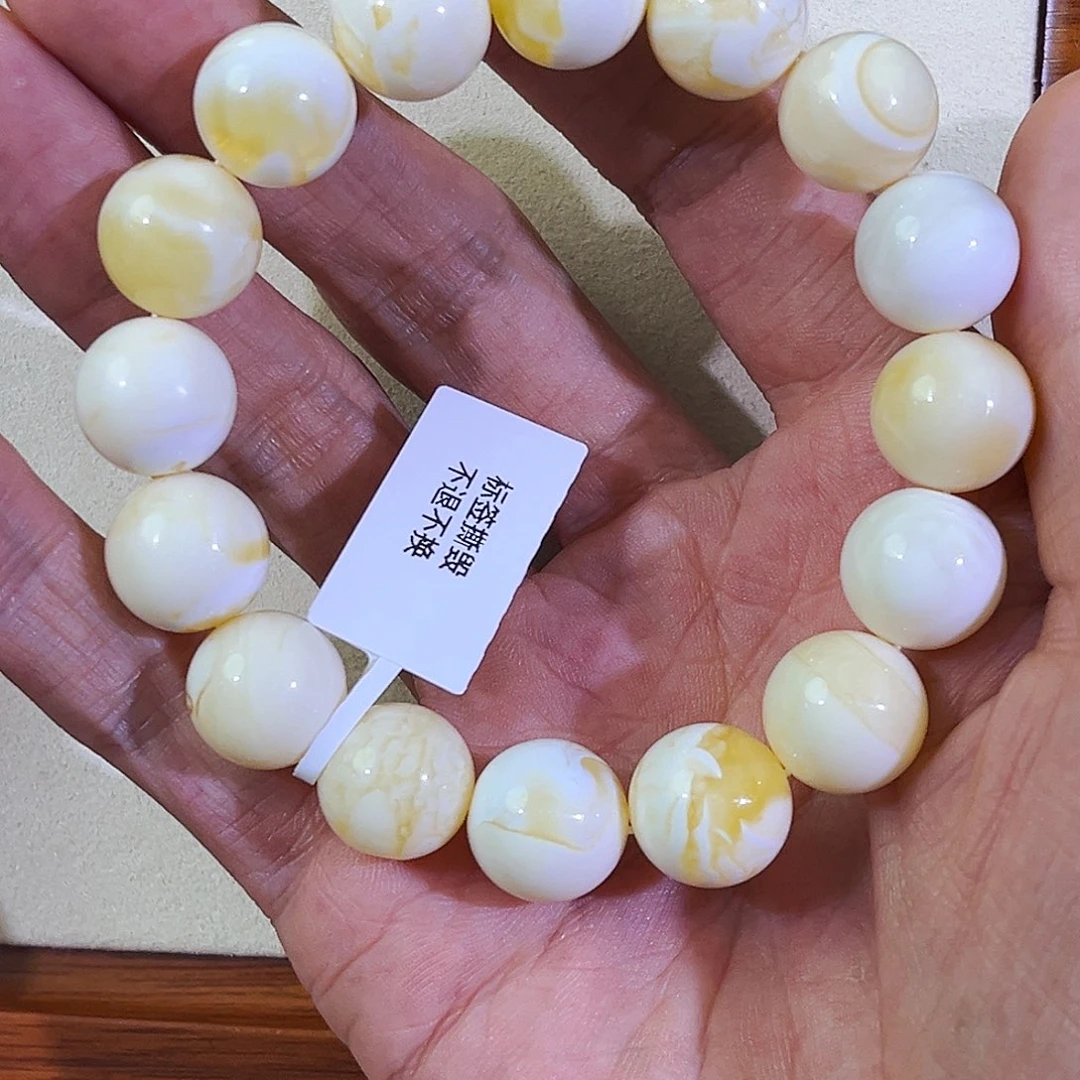 上***龍手串蜜蜡未镶嵌金漆白溶洞13mm手串
