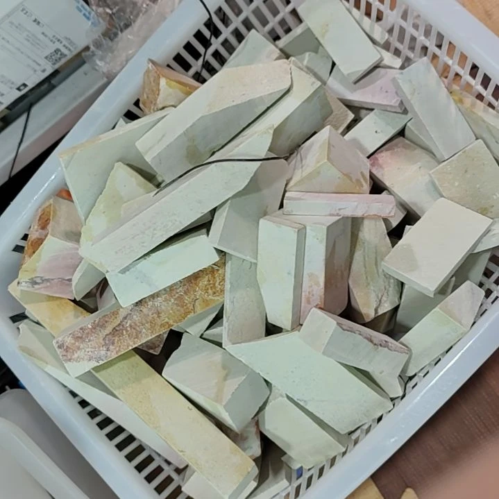 老挝石行***舒49454676757575757