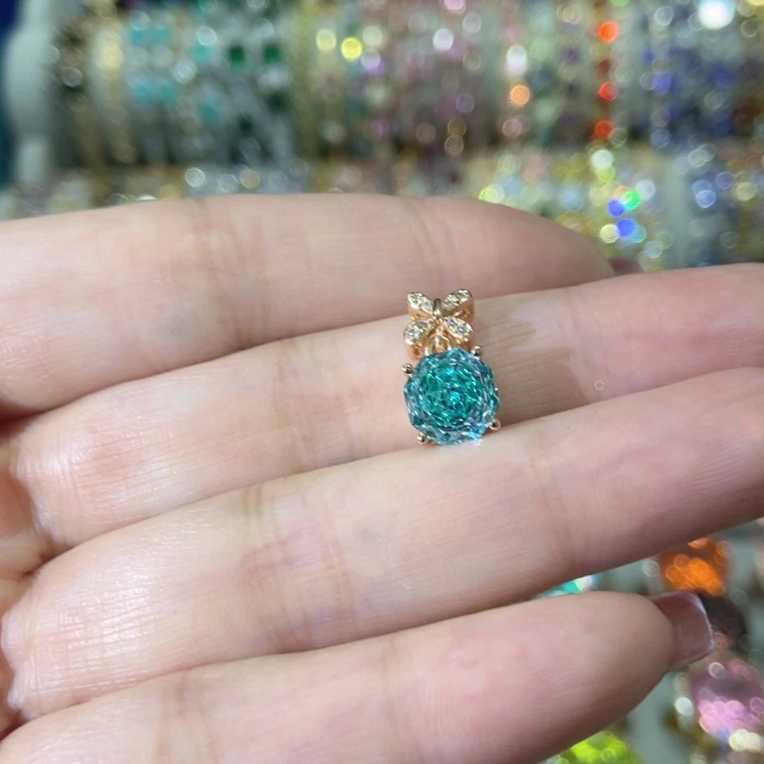 66锆石（处理）吊坠