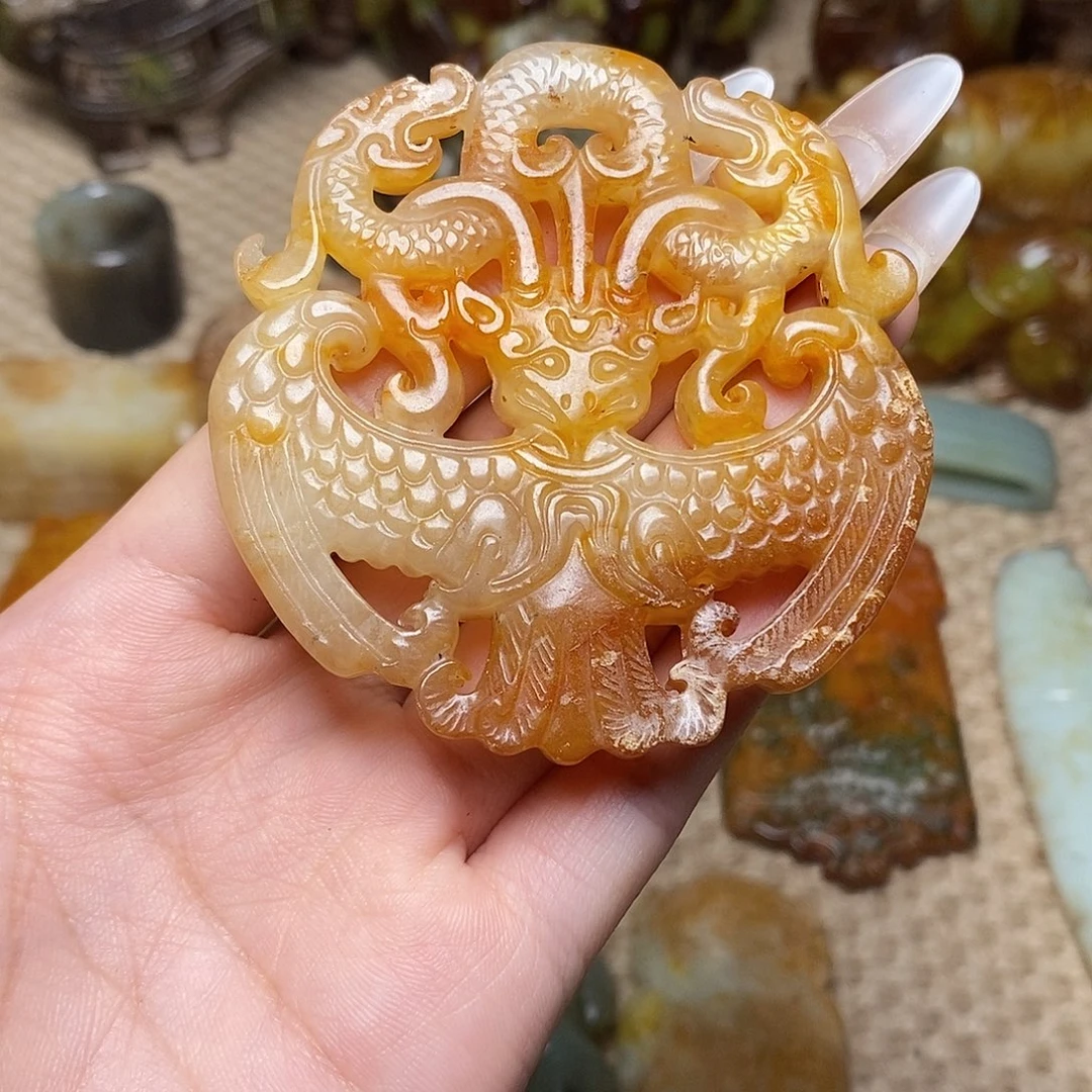 未镶嵌蛇纹石玉颈饰