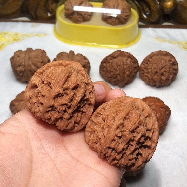 文玩核桃41三角疆