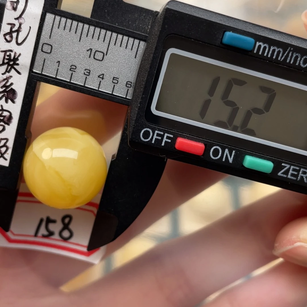 蜜蜡裸石未镶嵌海*蜜蜡