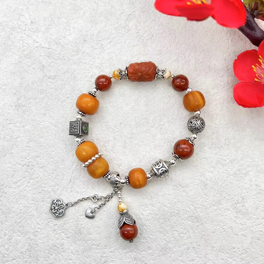【润家原创】天然琥珀橘皮老型老银设计款南红象神时尚手串#5629
