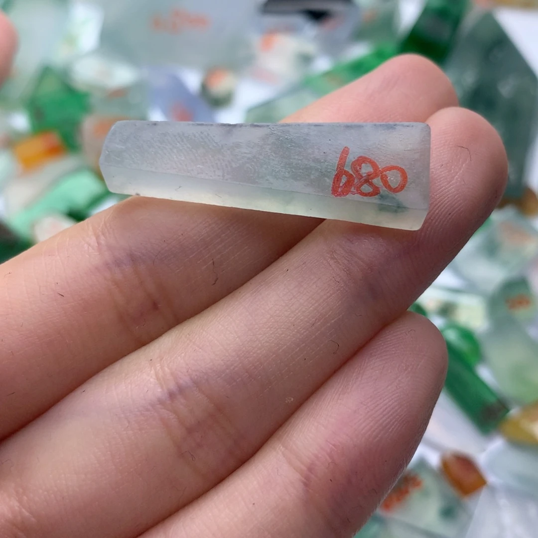 定制翡翠未镶嵌缅甸翡翠原石