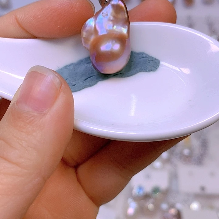 淡水珍珠颈饰合金