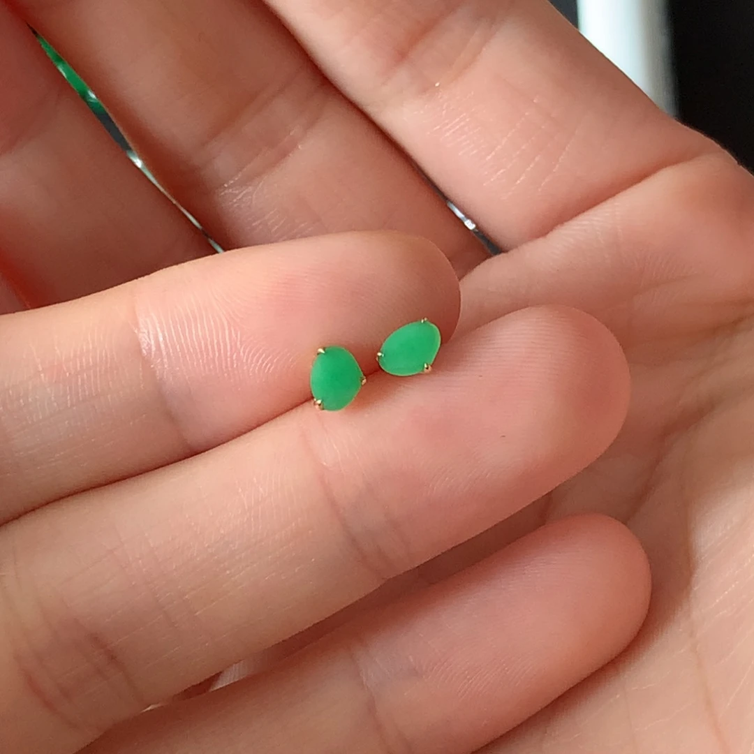 翡翠18K金镶嵌耳钉