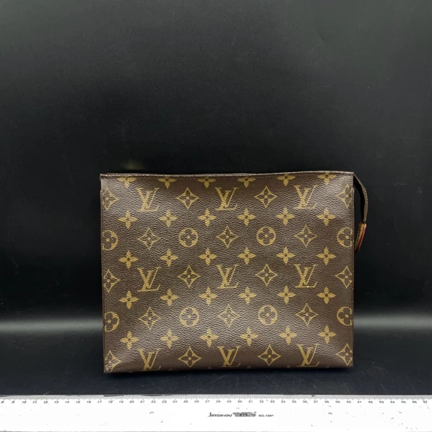 95新 LouisVuitton/路易威登 洗漱26手拿包/12967