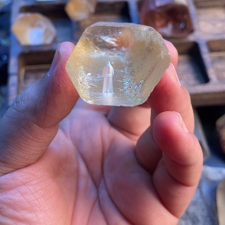 未镶嵌珠宝半成品水晶