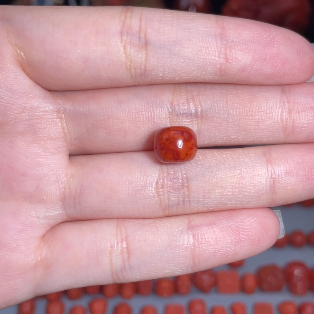 未镶嵌瓦西老型9mm+南红玛瑙