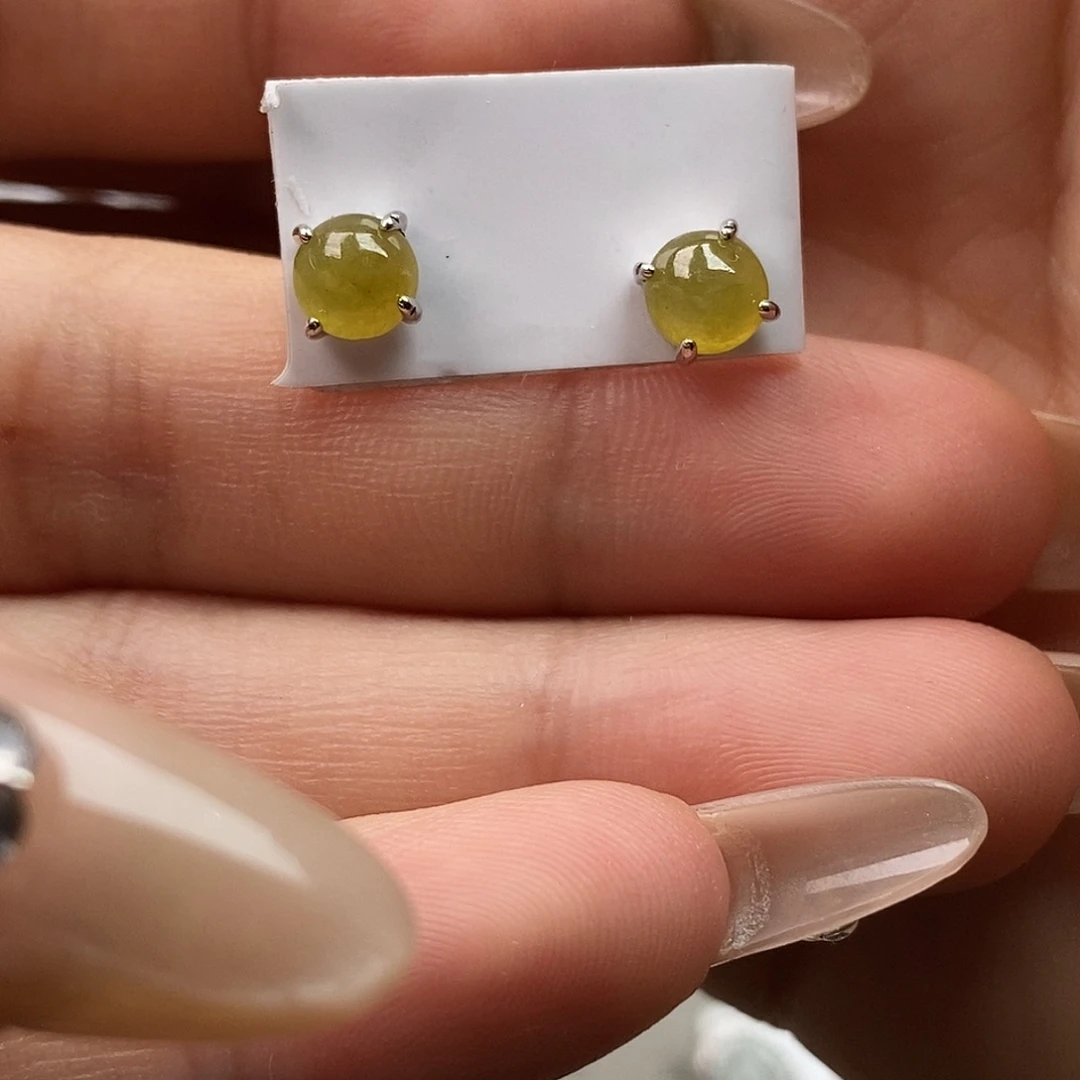 翡翠未镶嵌戒指翡翠