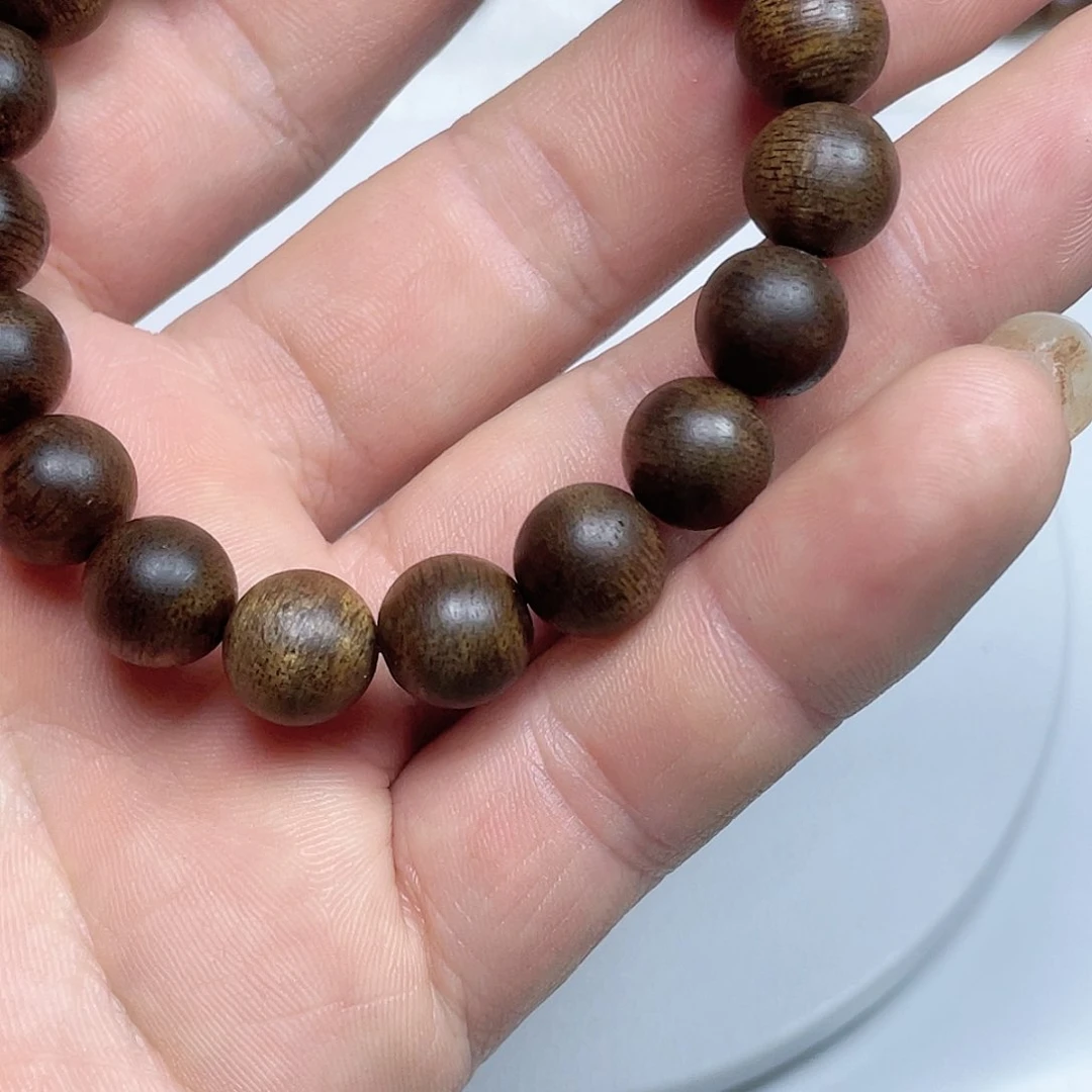 沉香手串a**？芽庄白棋