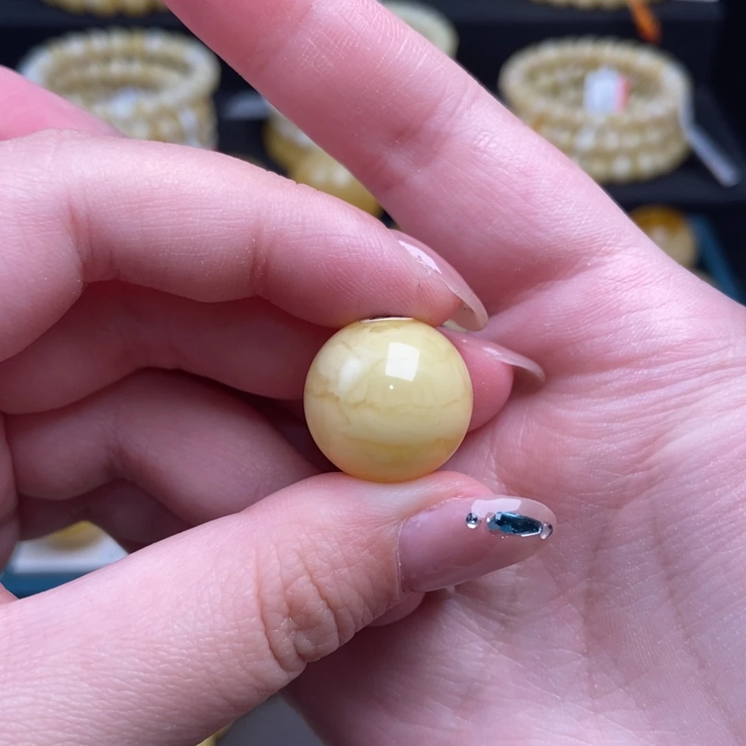 蜜蜡未镶嵌珠宝奇石卡17.8