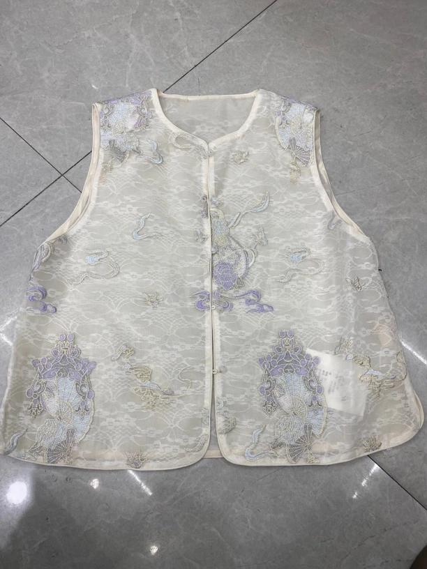 2025春夏新品欧货重工刺绣提花圆领一排扣马甲女