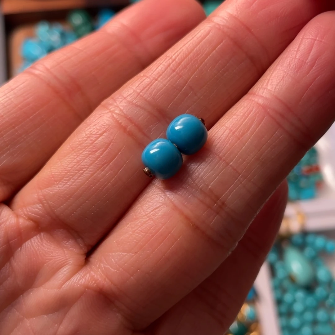 绿松石未镶嵌颈饰