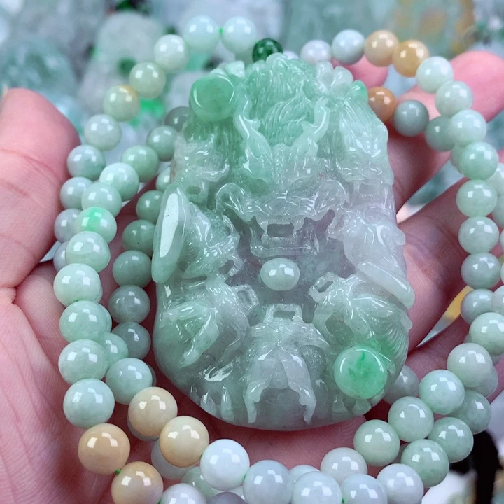 翡翠未镶嵌吊坠(不含链)