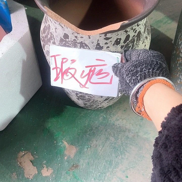 红陶口21。高33。。。。