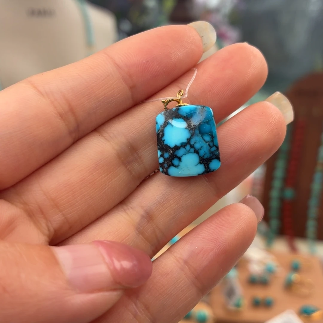 绿松石18K金镶嵌颈饰