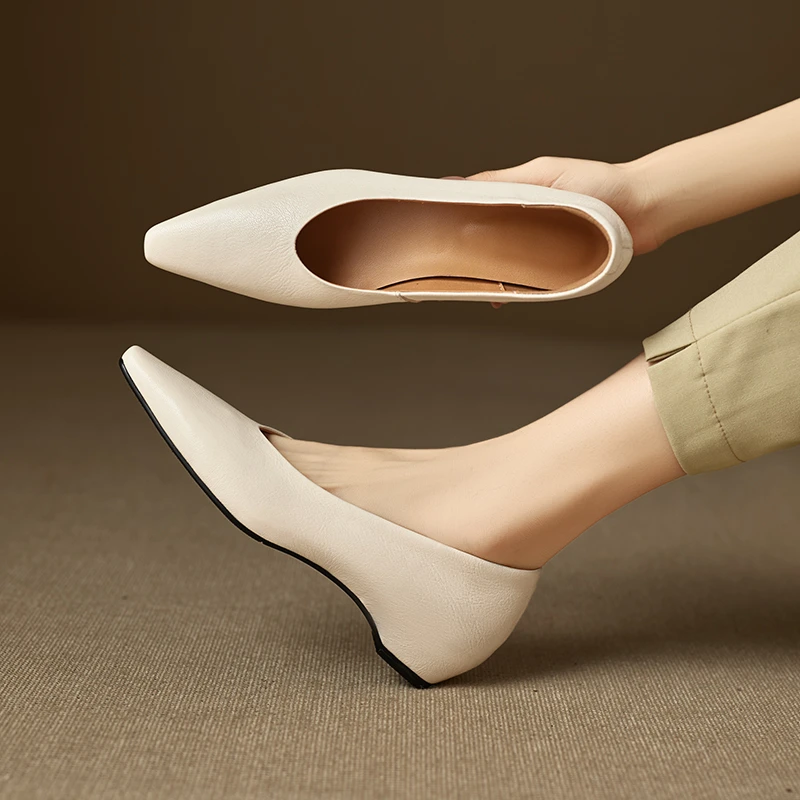 3.5cm舒适软底一脚蹬单鞋百搭尖头内增高通勤职业鞋真皮时尚中跟