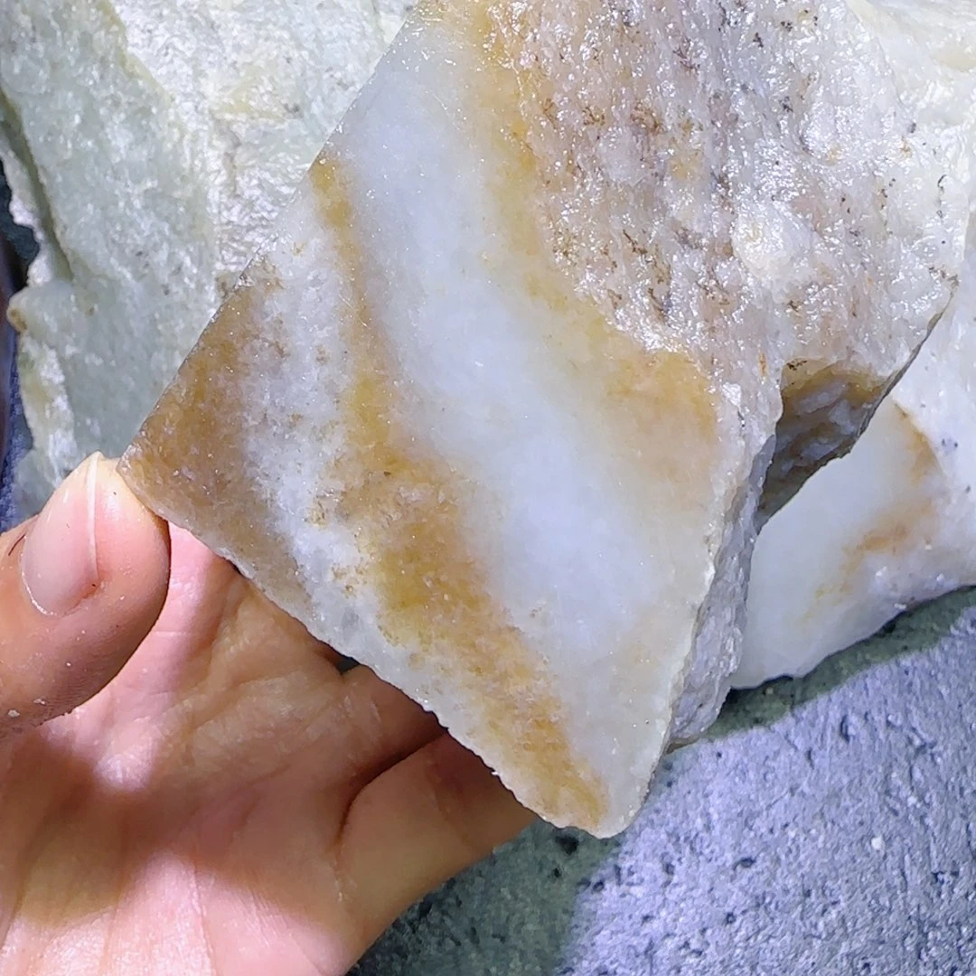 和田玉未镶嵌珠宝半成品