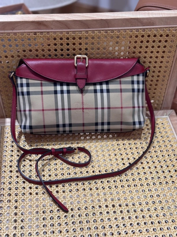 99新 BURBERRY/博柏利 巴宝莉斜挎包50915