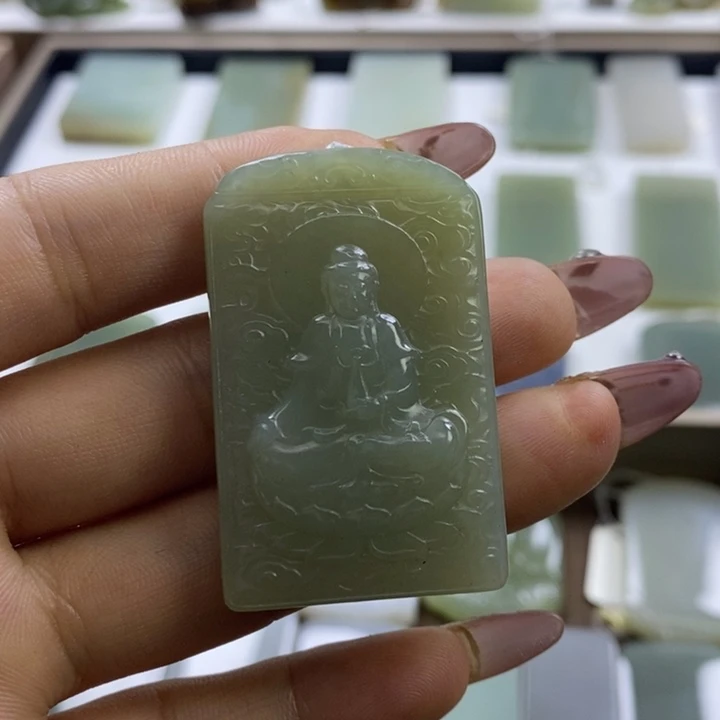 和田玉未镶嵌颈饰有***@